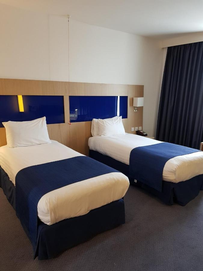 Holiday Inn Express Rotherham - North By Ihg Екстериор снимка