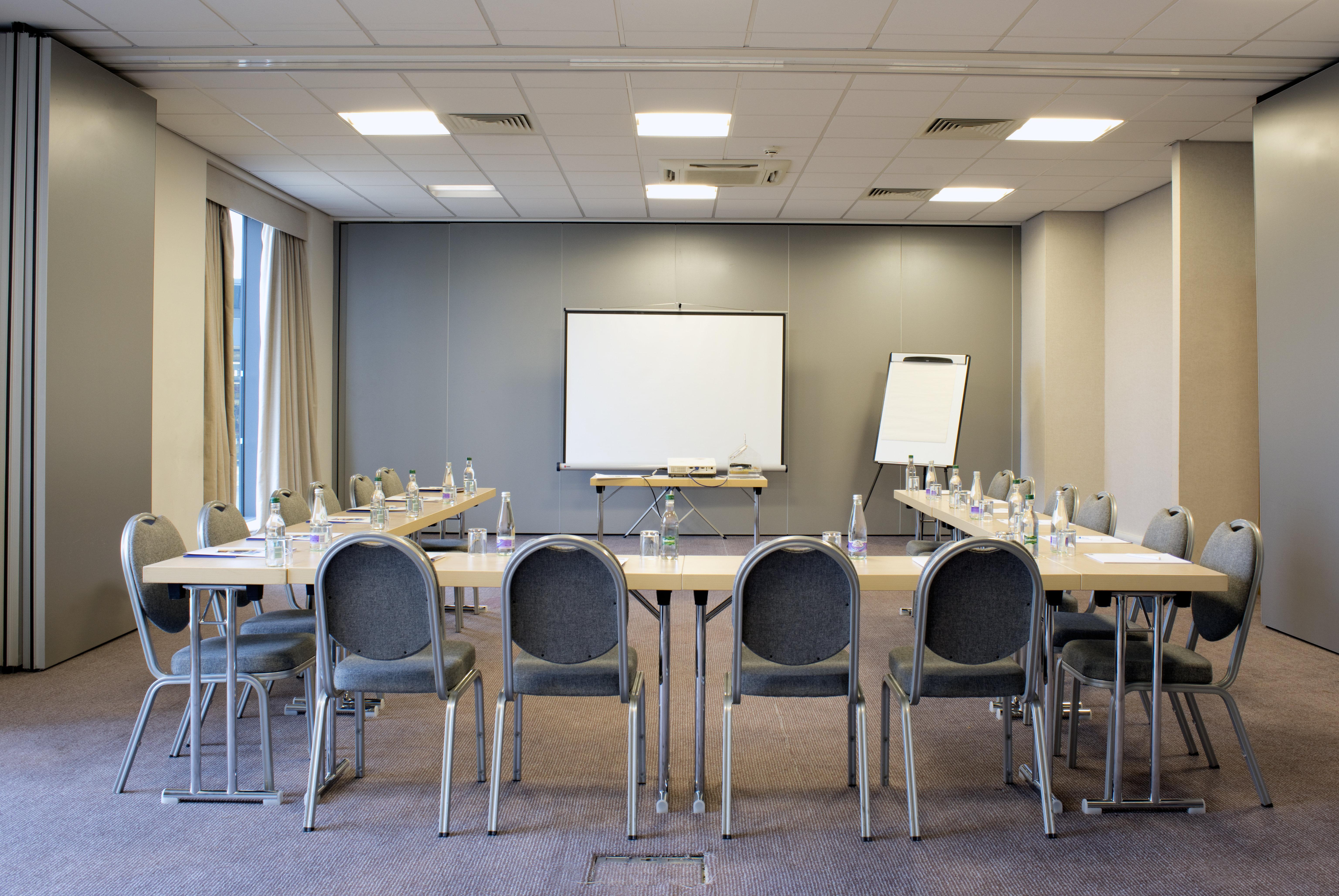 Holiday Inn Express Rotherham - North By Ihg Екстериор снимка