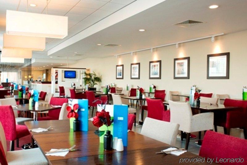 Holiday Inn Express Rotherham - North By Ihg Екстериор снимка