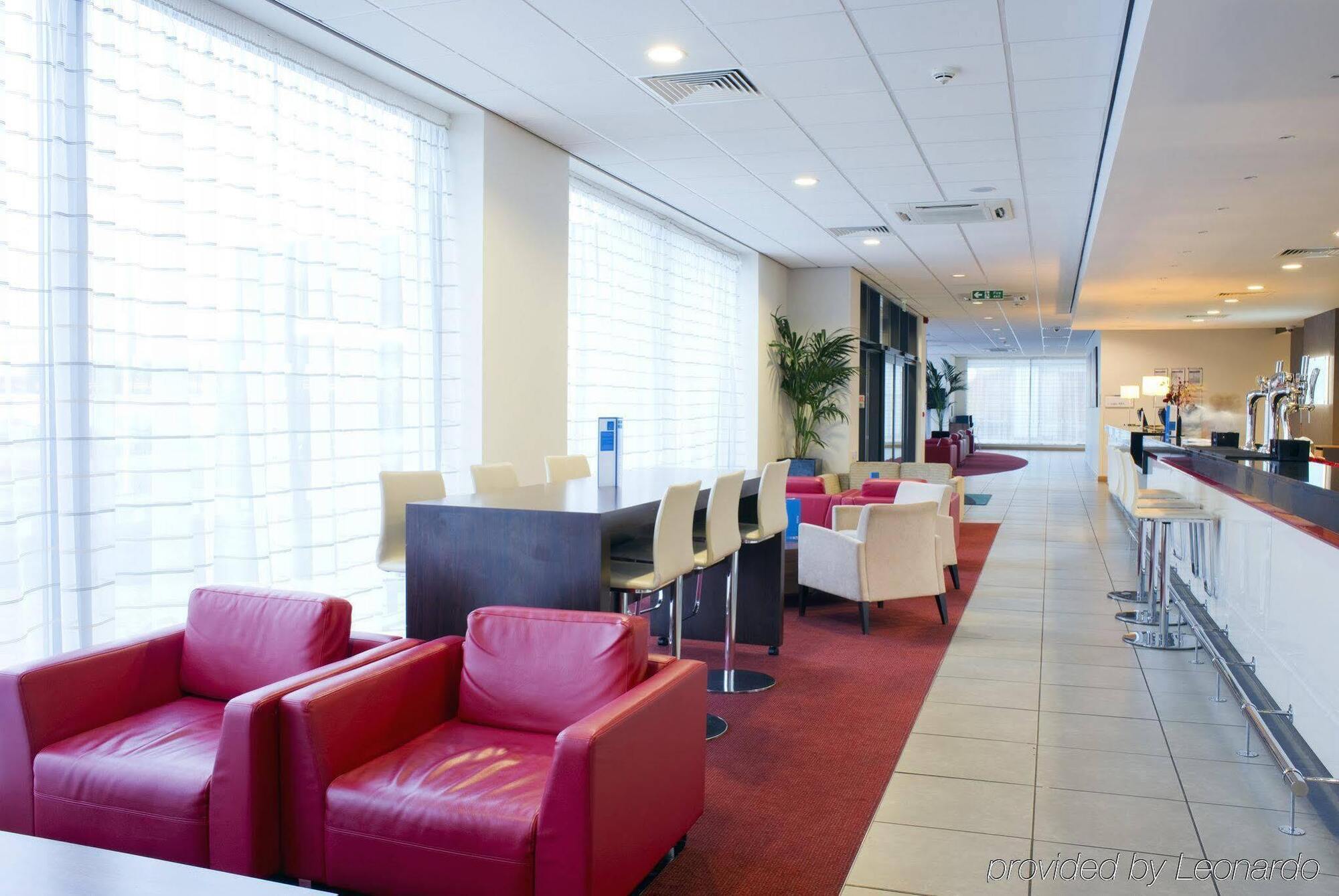 Holiday Inn Express Rotherham - North By Ihg Екстериор снимка
